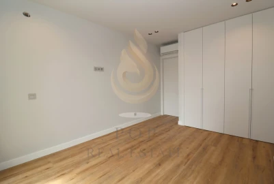 Apartamento T4 para Venda em Faro (Sé e São Pedro)