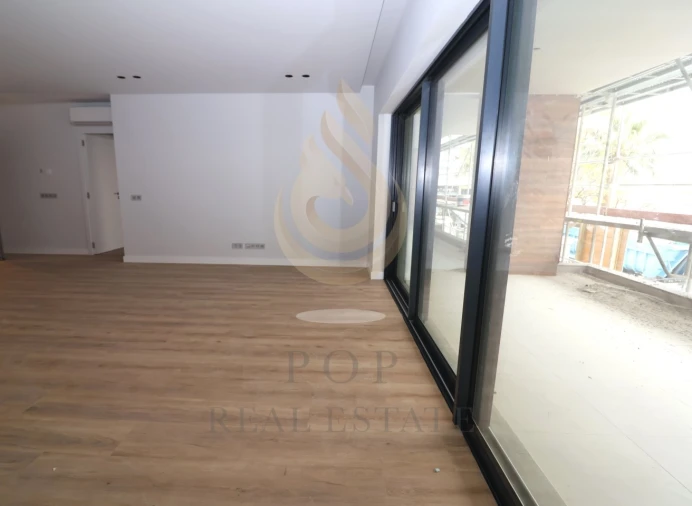 Apartamento T4 para Venda em Faro (Sé e São Pedro) Foto 5