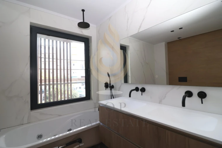 Apartamento T4 para Venda em Faro (Sé e São Pedro) Foto 10