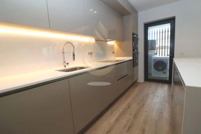 Apartamento T3 para Venda em Faro (Sé e São Pedro)