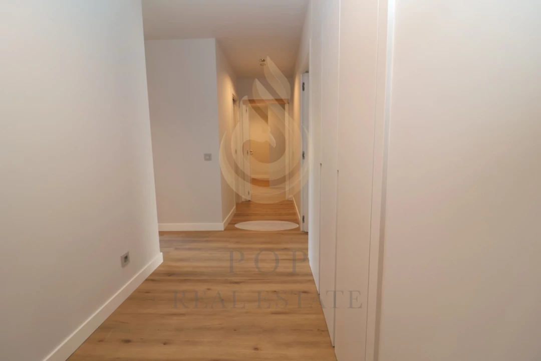Apartamento T3 para Venda em Faro (Sé e São Pedro) Foto 14