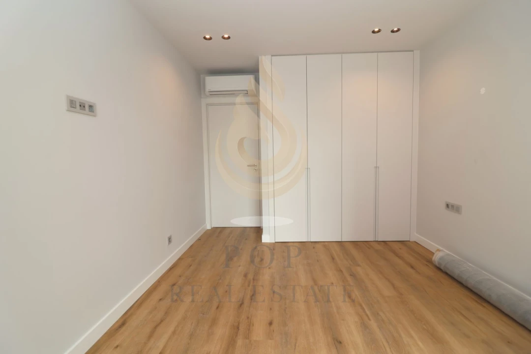 Apartamento T3 para Venda em Faro (Sé e São Pedro) Foto 17