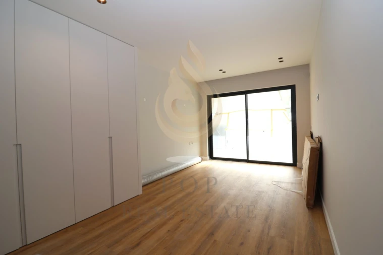 Apartamento T3 para Venda em Faro (Sé e São Pedro) Foto 18