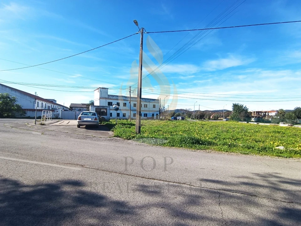 Terreno Comércio / Armazém para Venda em São Brás de Alportel Foto 4