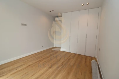 Apartamento T3 para Venda em Faro (Sé e São Pedro)