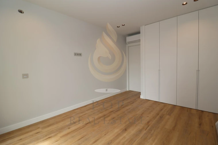 Apartamento T3 para Venda em Faro (Sé e São Pedro) Foto 17