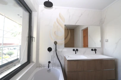 Apartamento T3 para Venda em Faro (Sé e São Pedro)