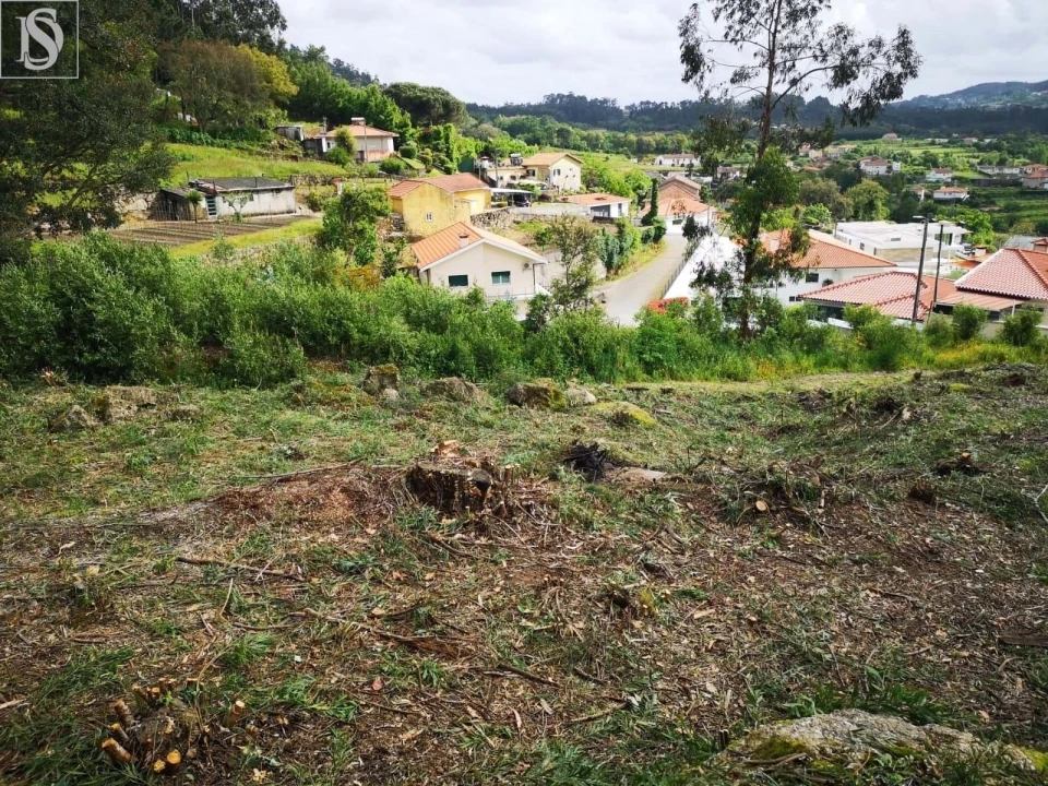 Terreno para Venda em Santo Tirso, Couto (Santa Cristina e São Miguel) e Burgães Foto 3