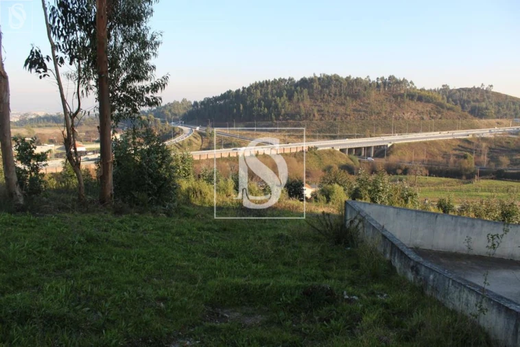Terreno para Venda em Figueiras e Covas Foto 4