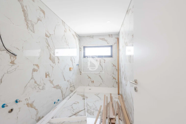 Moradia T3 para Venda em Sobretamega Foto 22