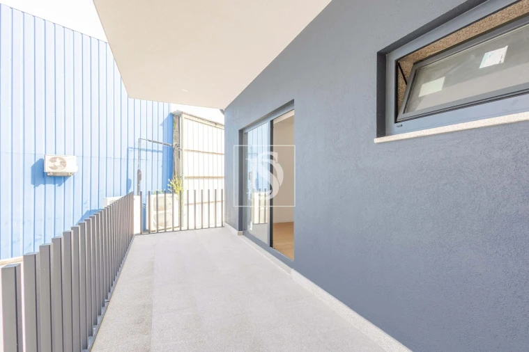 Moradia T3 para Venda em Sobretamega Foto 6