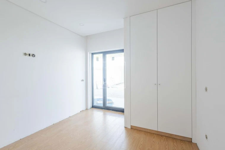 Moradia T3 para Venda em Sobretamega Foto 14