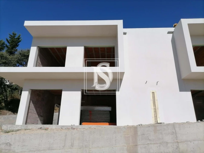 Moradia T3 para Venda em Sobretamega Foto 6