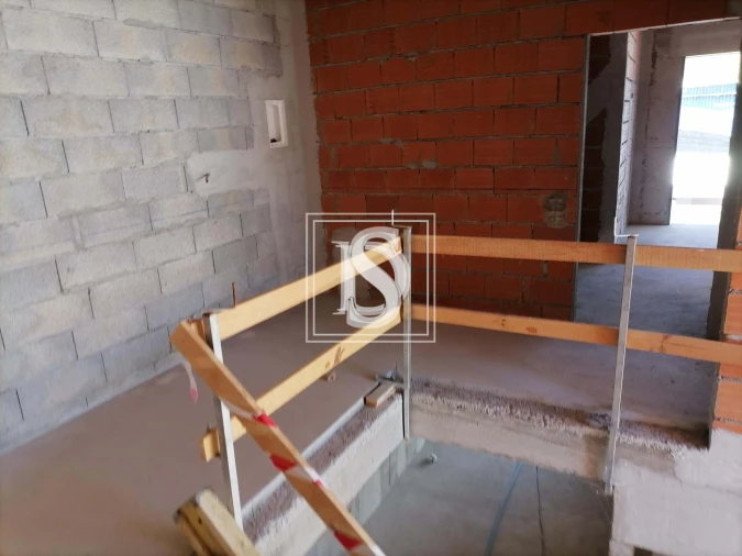 Moradia T3 para Venda em Sobretamega Foto 7