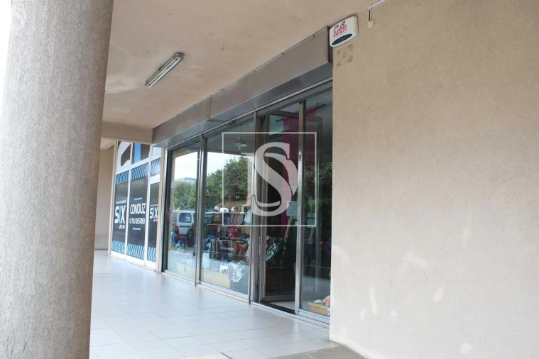 Negócio para Venda em Vila Cova da Lixa e Borba de Godim