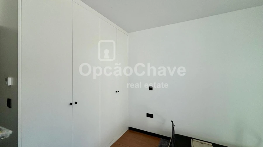 Apartamento T4 para Venda em Viseu Foto 7