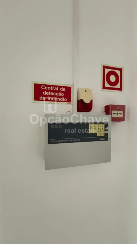Loja para Venda em Rio de Loba