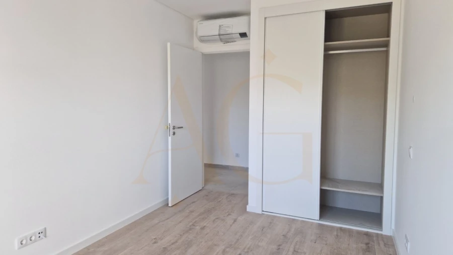 Apartamento T4 para Venda em Tavira (Santa Maria e Santiago) Foto 15
