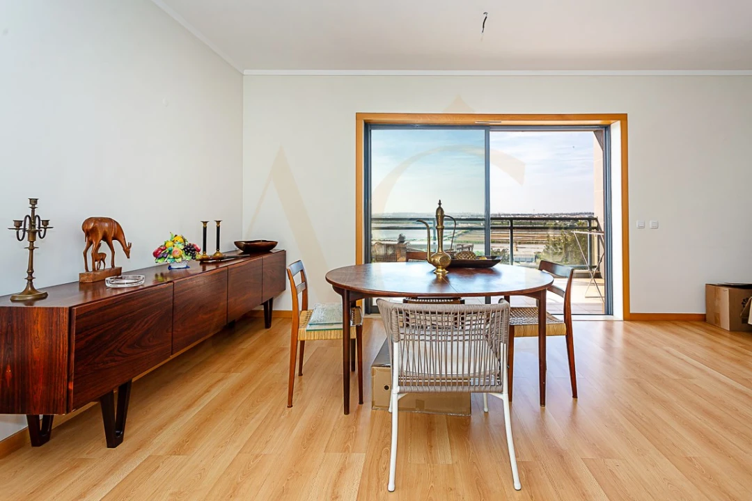 Apartamento T3 para Venda em Olhão Foto 5