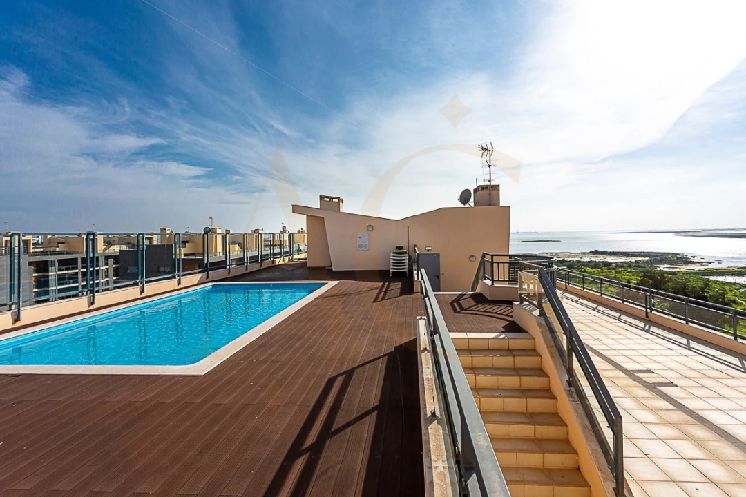 Apartamento T3 para Venda em Olhão Foto 59