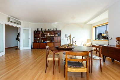 Apartamento T3 para Venda em Olhão