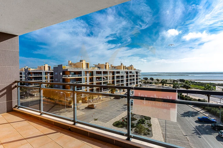 Apartamento T3 para Venda em Olhão Foto 20