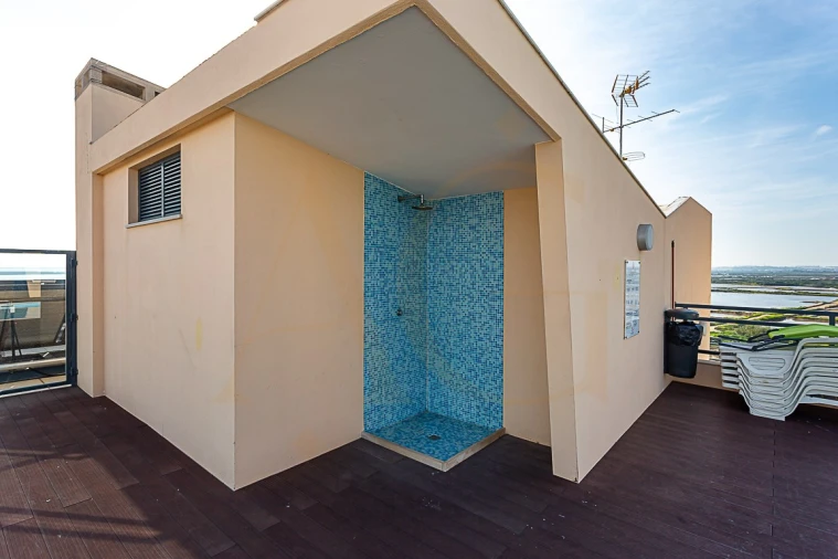 Apartamento T3 para Venda em Olhão Foto 52