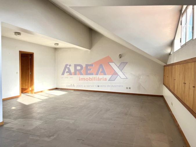 Prédio para Venda em O. Azeméis, Riba-Ul, Ul, Macinhata Seixa, Madail Foto 6