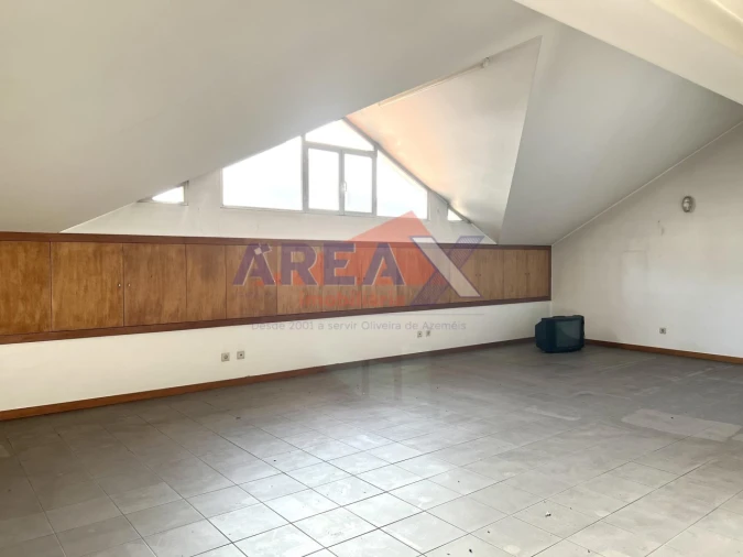 Prédio para Venda em O. Azeméis, Riba-Ul, Ul, Macinhata Seixa, Madail Foto 11