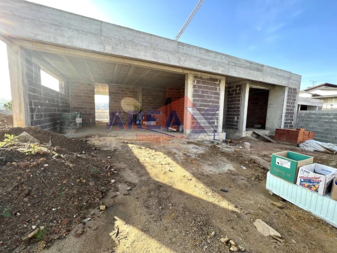 Moradia T3 para Venda em Vila de Cucujães Foto 24