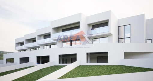 Moradia T3 para Venda em O. Azeméis, Riba-Ul, Ul, Macinhata Seixa, Madail