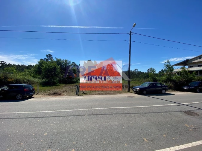 Terreno para Venda em Milheiros de Poiares Foto 3