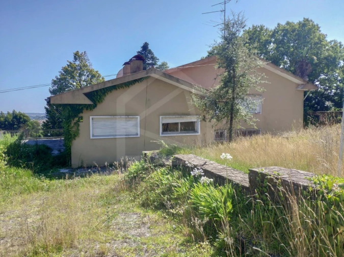 Quinta T6 para Venda em São João da Madeira Foto 37