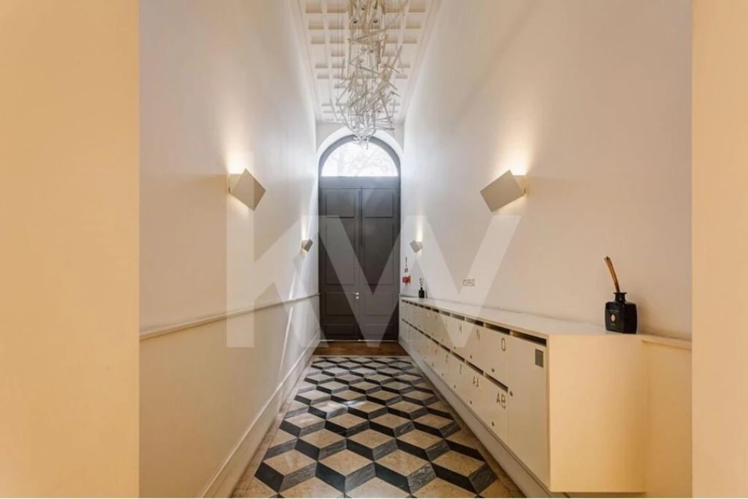 Apartamento T1 para Venda em Santo António Foto 19