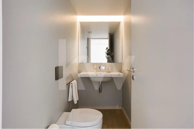 Apartamento T1 para Venda em Santo António Foto 8