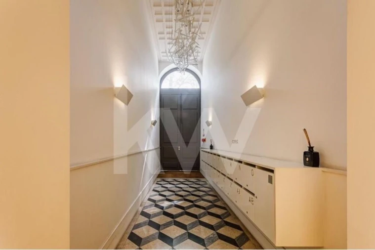 Apartamento T1 para Venda em Santo António Foto 19