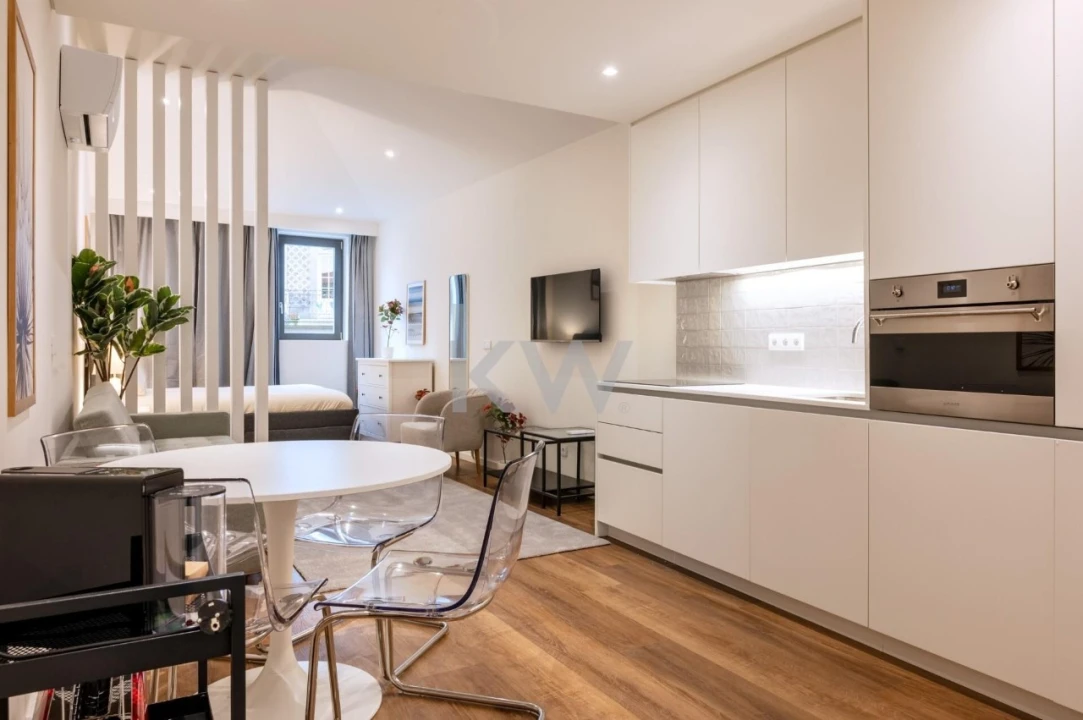 Apartamento T2 para Venda em Cedofeita, Santo Ildefonso, Sé, Miragaia, São Nicolau e Vitória Foto 2