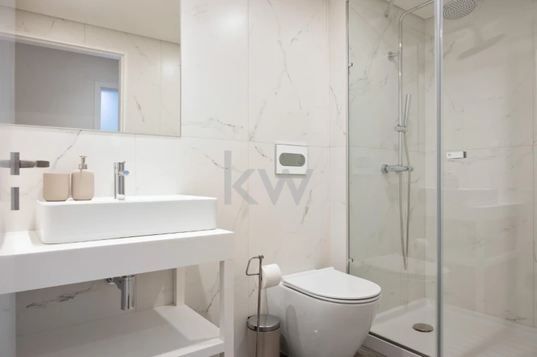 Apartamento T2 para Venda em Cedofeita, Santo Ildefonso, Sé, Miragaia, São Nicolau e Vitória Foto 15