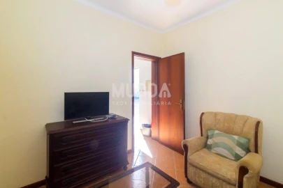 Moradia T9 para Venda em Gafanha da Encarnação