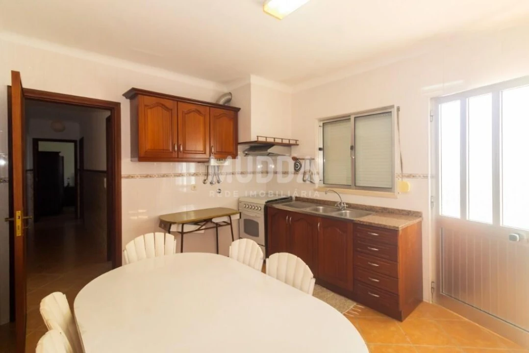 Moradia T9 para Venda em Gafanha da Encarnação Foto 27