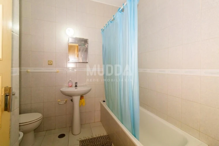 Moradia T9 para Venda em Gafanha da Encarnação Foto 9