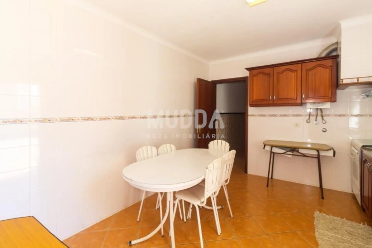 Moradia T9 para Venda em Gafanha da Encarnação Foto 25