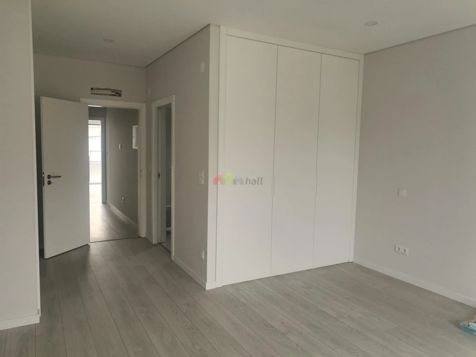 Moradia T3 para Venda em Fernao Ferro Foto 31