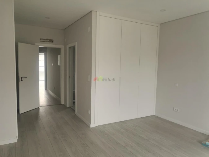 Moradia T3 para Venda em Fernao Ferro Foto 31