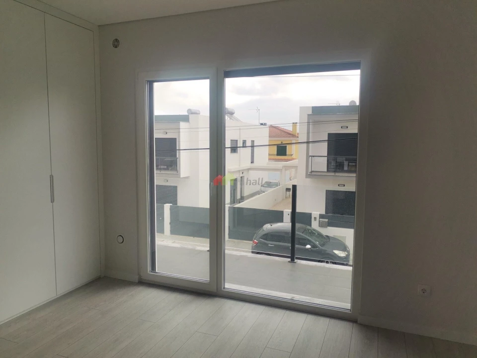 Moradia T3 para Venda em Fernao Ferro Foto 30