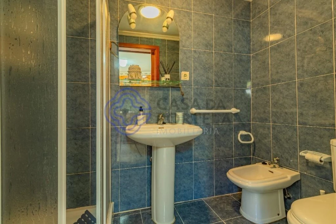 Moradia T1 para Venda em Santa Cruz do Douro e São Tomé de Covelas Foto 21