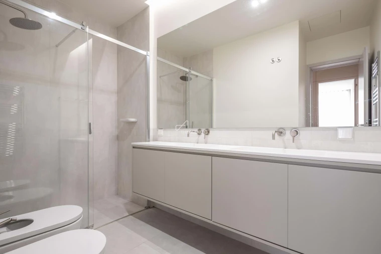 Apartamento T1 para Venda em Santo António Foto 10