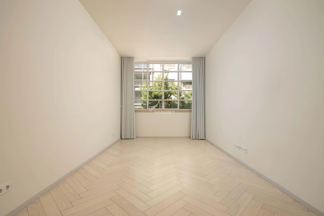 Apartamento T1 para Venda em Santo António Foto 7