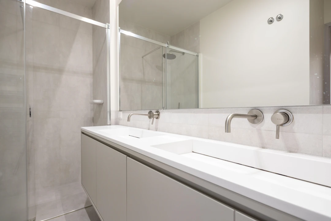 Apartamento T1 para Venda em Santo António Foto 28