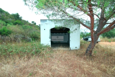 Terreno para Venda em Lagos (São Sebastião e Santa Maria)